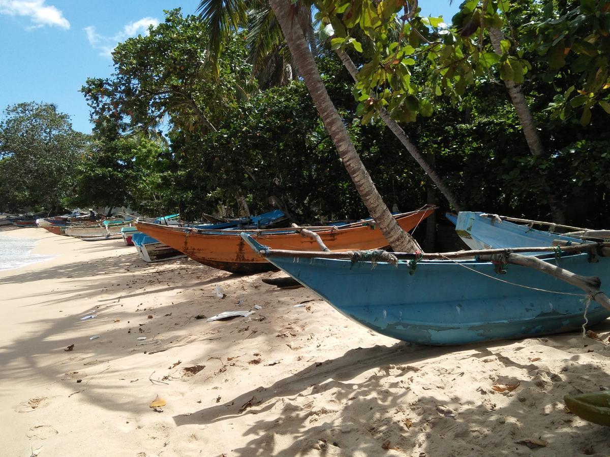 Parei Beach Inn Tangalle Esterno foto